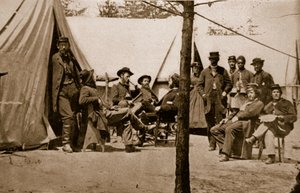Kamp van Kapitein Wiley, Kwartiermeester bij Stonington Station, 1861-65 door Mathew B. Brady